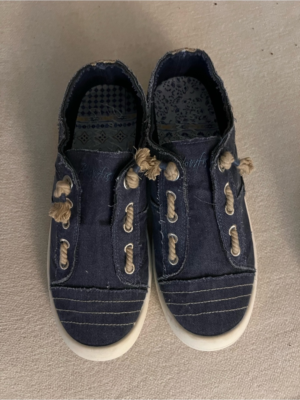 Blowfish Malibu Denim Slip On Sneaker nautical 7.5 like new!